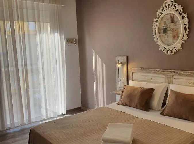 Hotel Esedra 3*