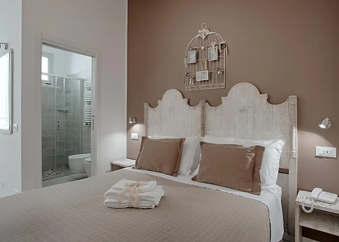 Hotel Esedra 3*