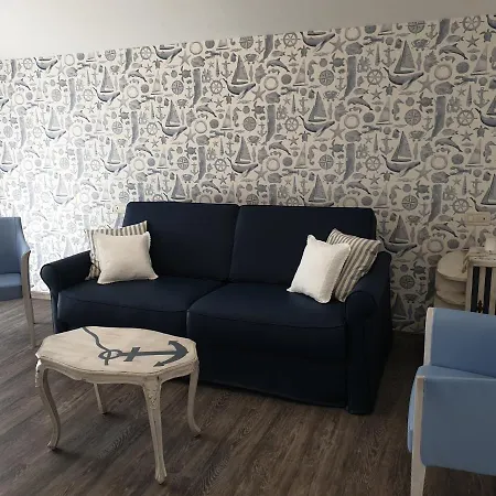 Esedra Hotell 3*