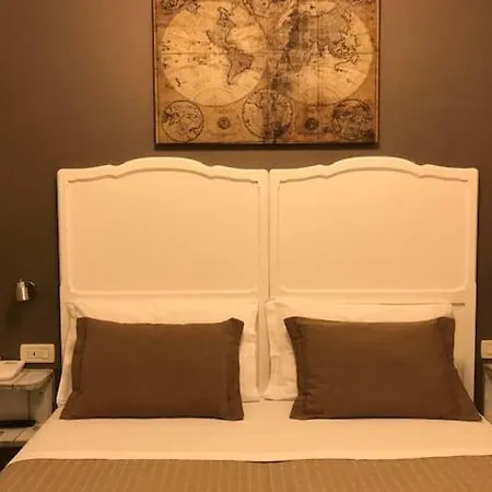 Hotell Esedra 3*